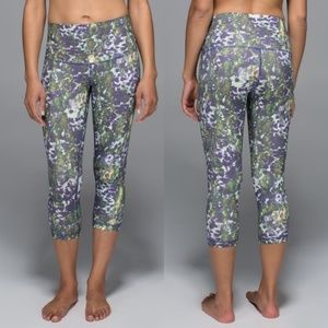 Lululemon Wunder Under Crop